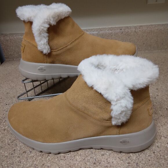 Skechers On the Go Joy Suede Booties Womens 9.5 Tan Pull On Faux Fur Lined - Picture 3 of 8